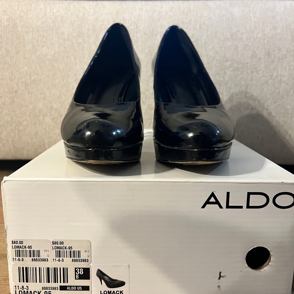 Aldo Glossy Black Pump Heels